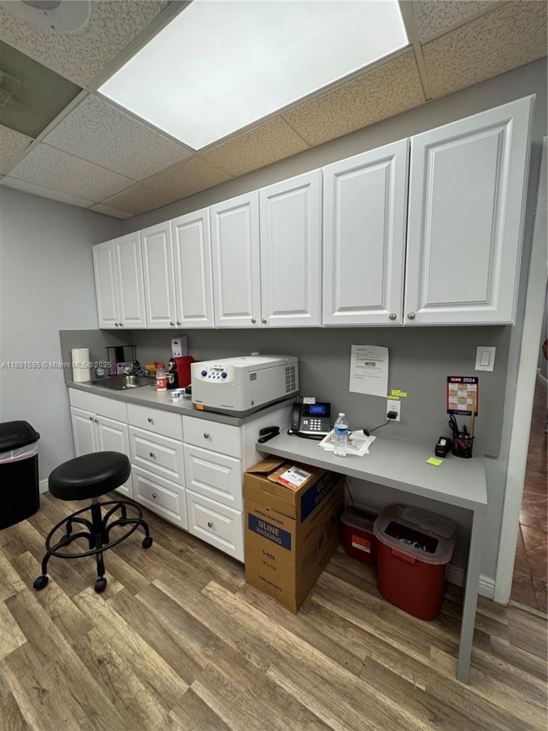 9000 SW 152nd St, Unit 202, Palmetto Bay, FL 33157 Photo