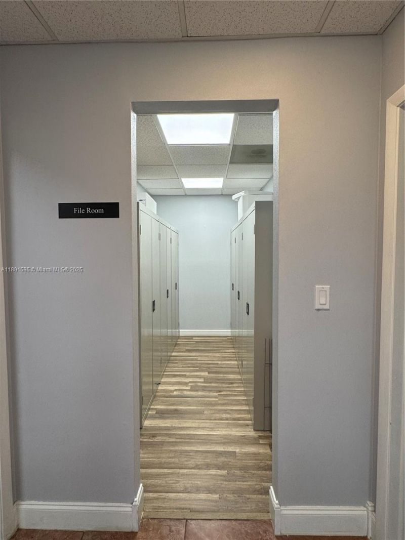 9000 SW 152nd St, Unit 202, Palmetto Bay, FL 33157 Photo