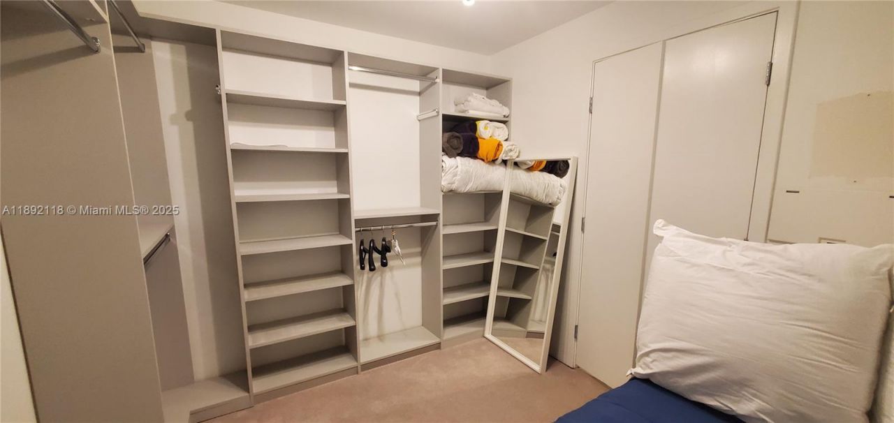 999 SW 1st Ave, Unit 2115, Miami, FL 33130 Photo