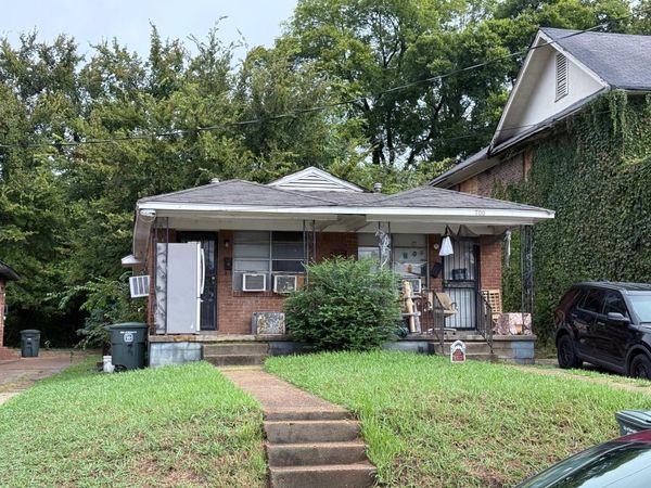 698 E MCLEMORE AVE, Memphis, TN 38106