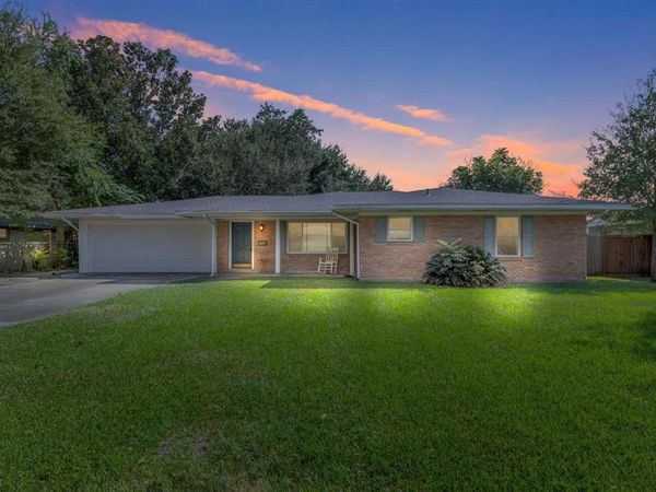 625 Contour Dr Drive, Lake Charles, LA 70605