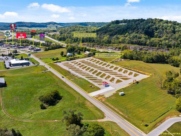 610 Mammoth Cave Street, Cave City, KY 42127