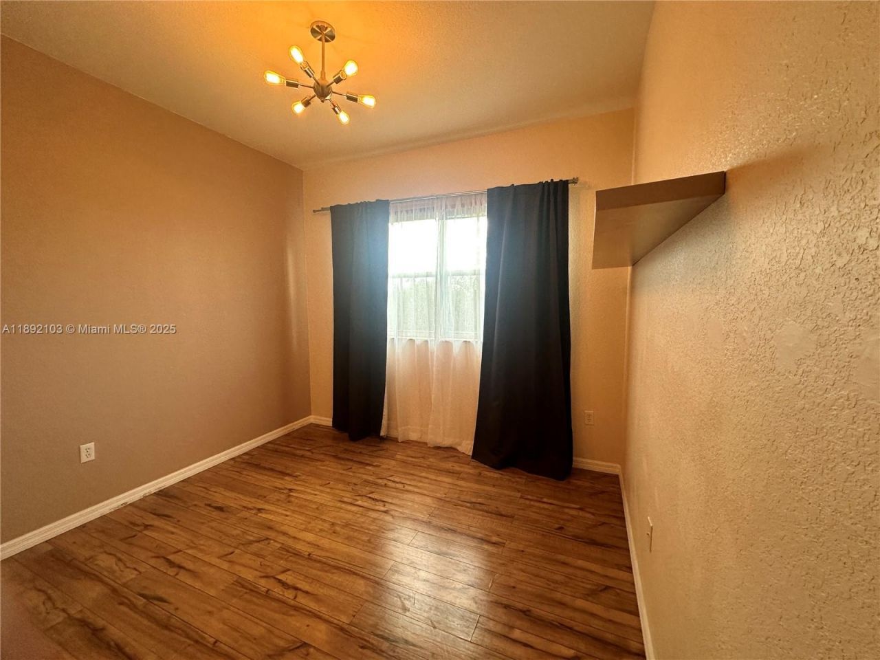 10800 NW 88th Ter, Unit 218, Doral, FL 33178 Photo