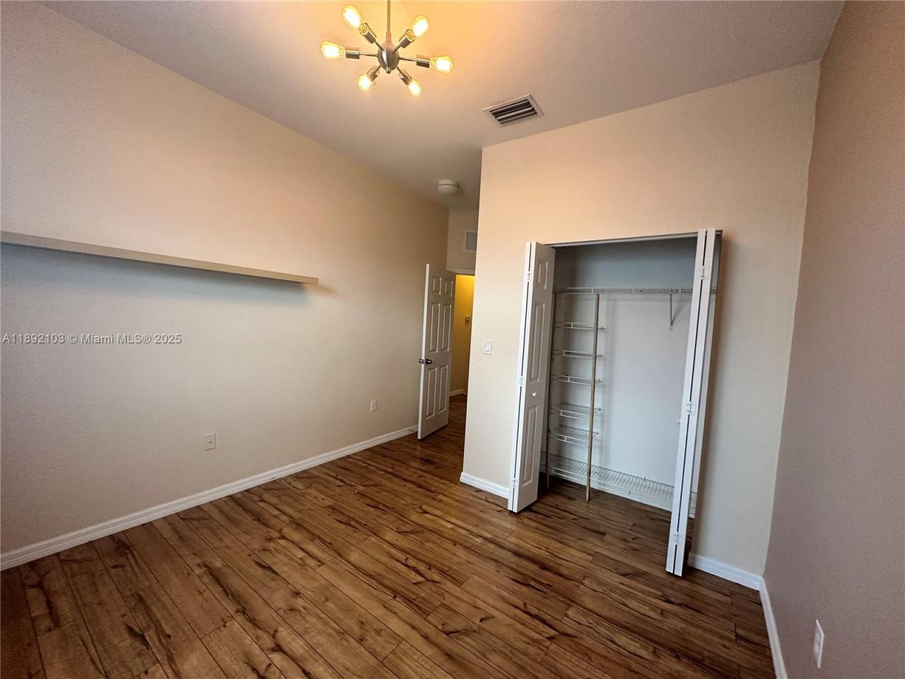 10800 NW 88th Ter, Unit 218, Doral, FL 33178 Photo