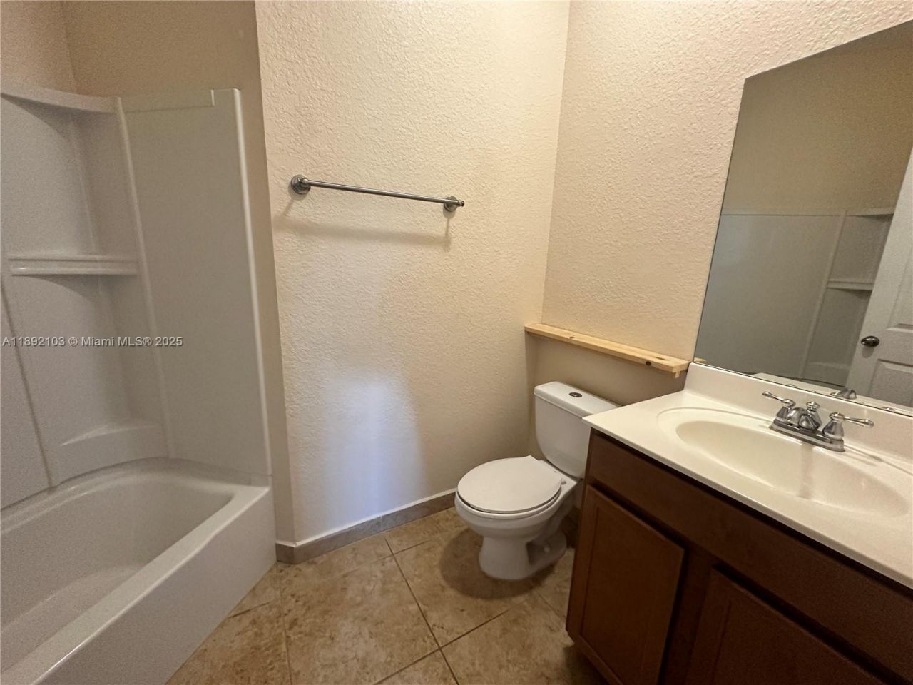 10800 NW 88th Ter, Unit 218, Doral, FL 33178 Photo