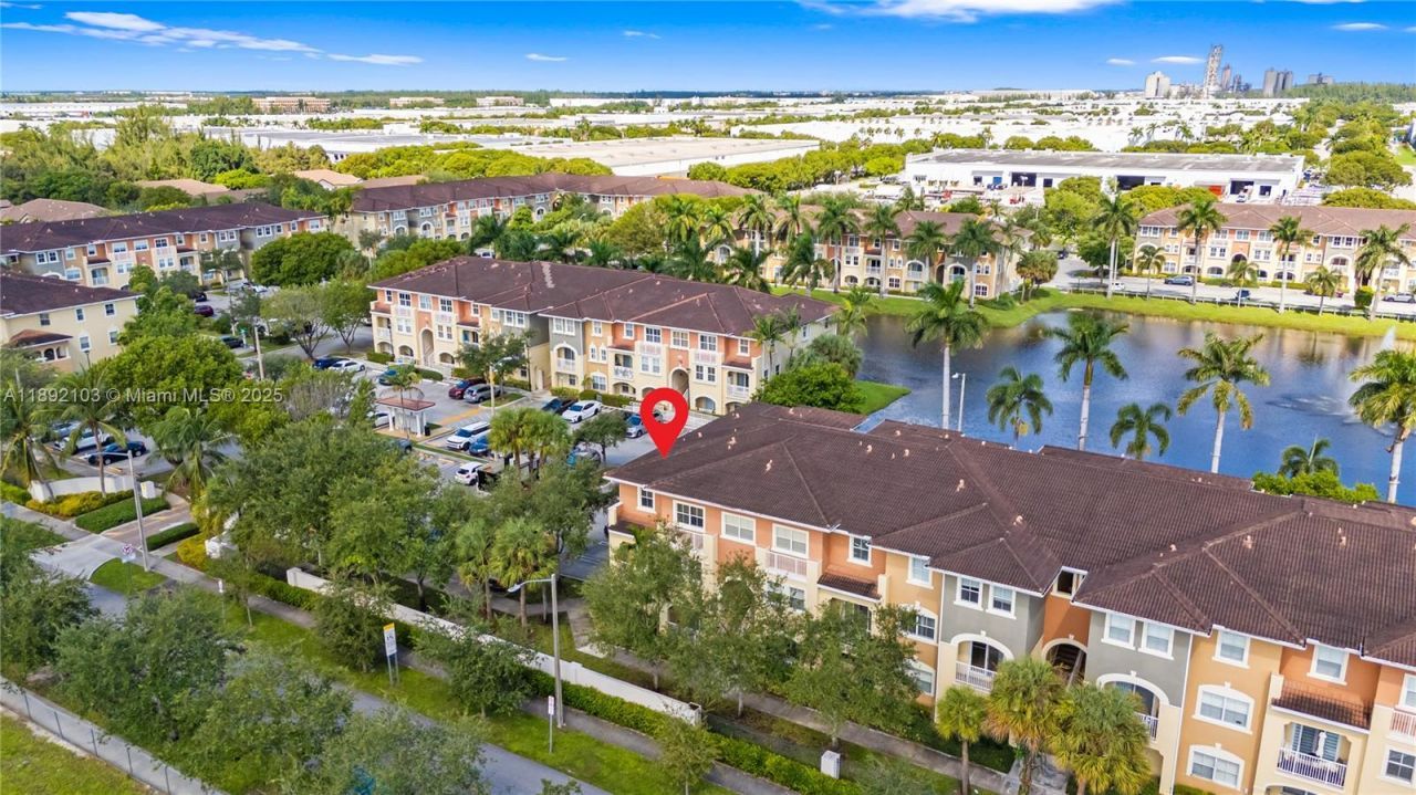 10800 NW 88th Ter, Unit 218, Doral, FL 33178 Photo