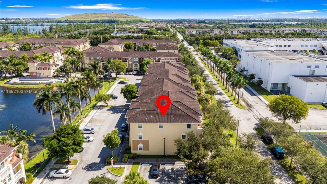 10800 NW 88th Ter, Unit 218, Doral, FL 33178 Photo