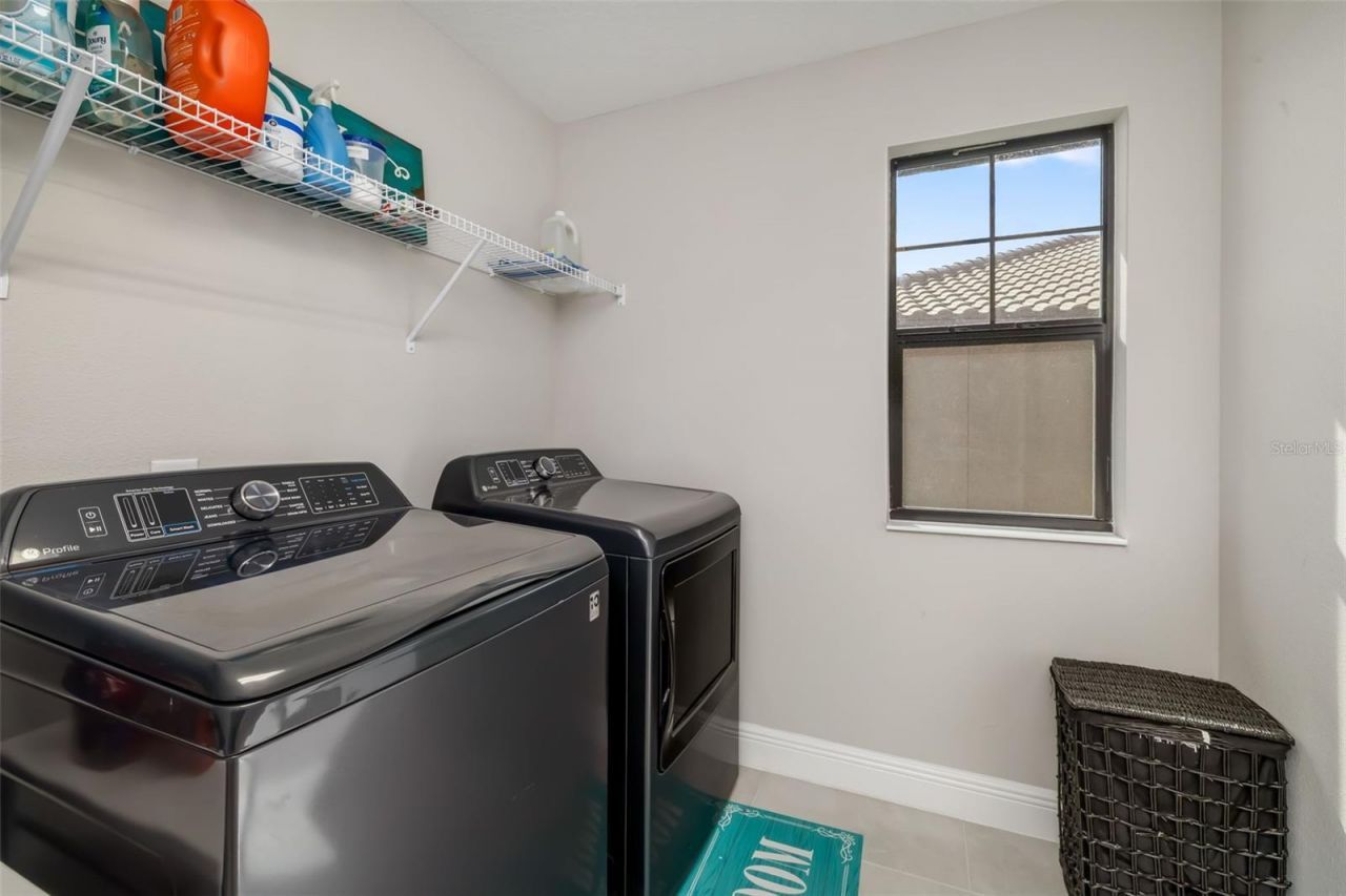 8213 Carrhill Place, Parrish, FL 34219 Photo