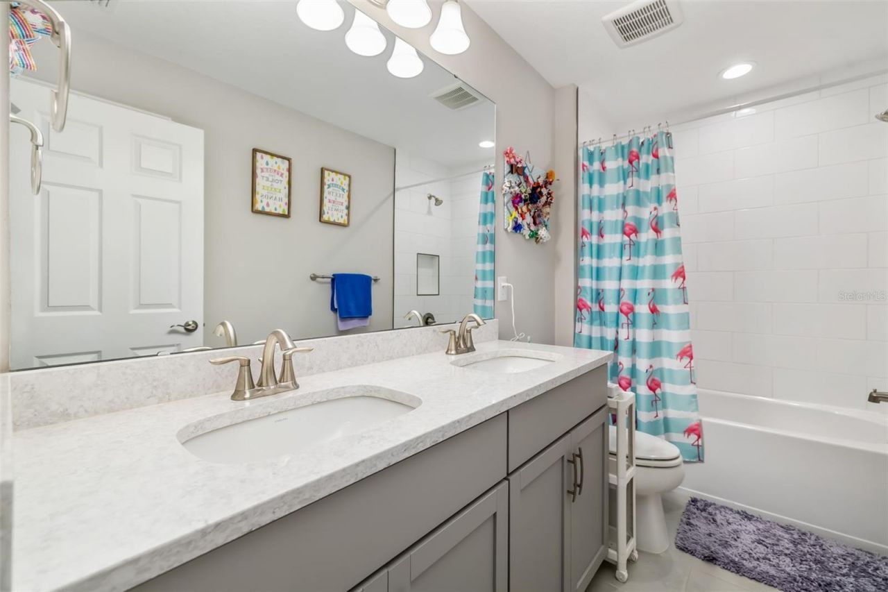 8213 Carrhill Place, Parrish, FL 34219 Photo