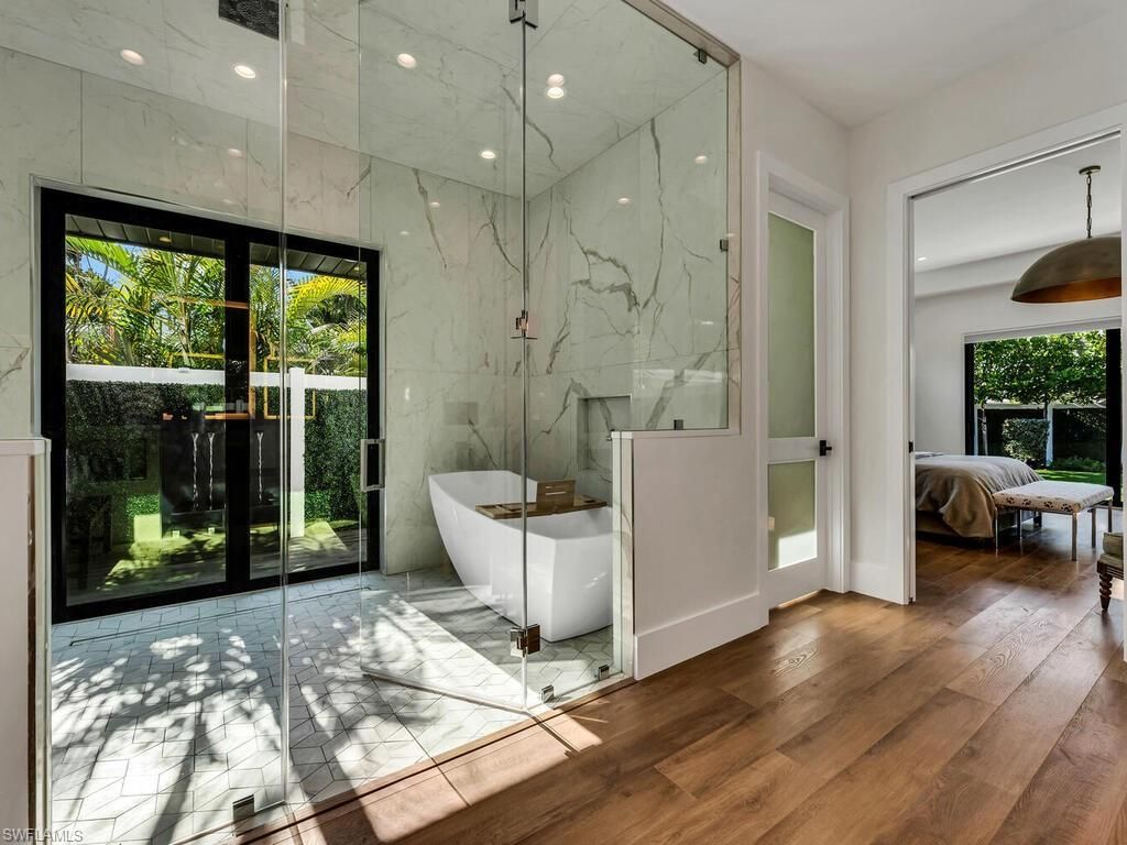 1251 Creech Rd, Naples, FL 34103 Photo