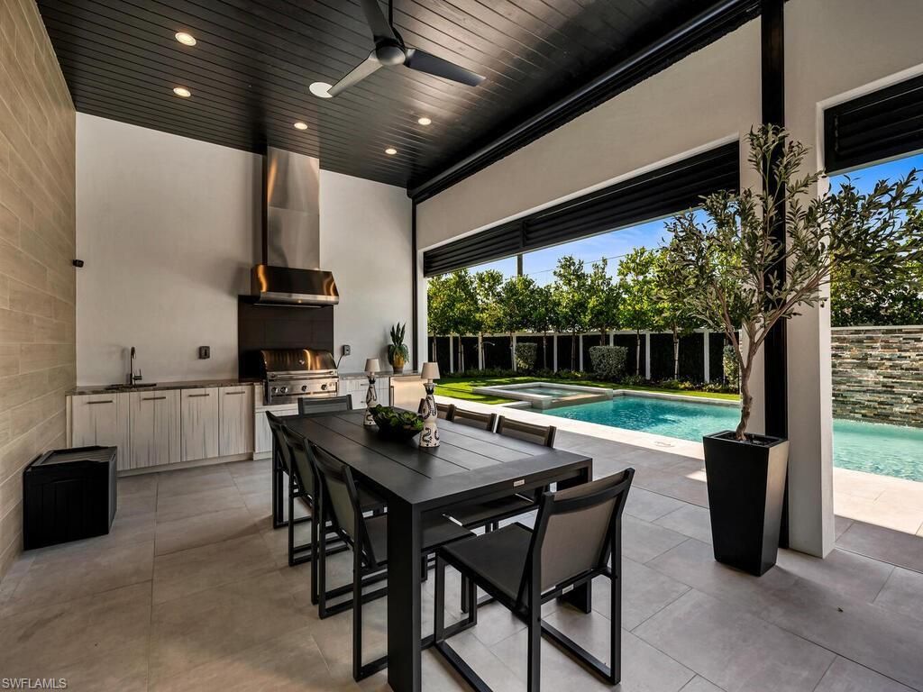 1251 Creech Rd, Naples, FL 34103 Photo
