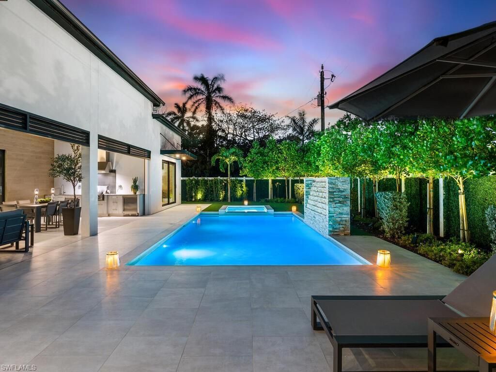 1251 Creech Rd, Naples, FL 34103 Photo