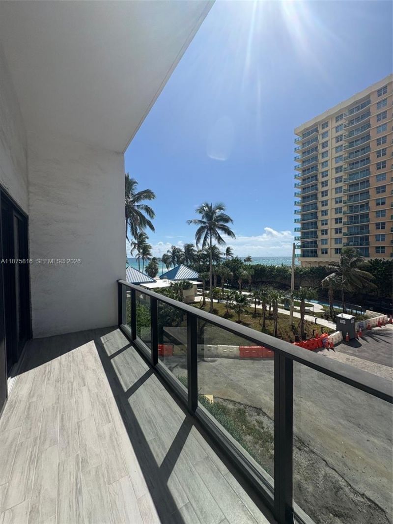 2301 S Ocean Dr, Unit 307, Hollywood, FL 33019 Photo