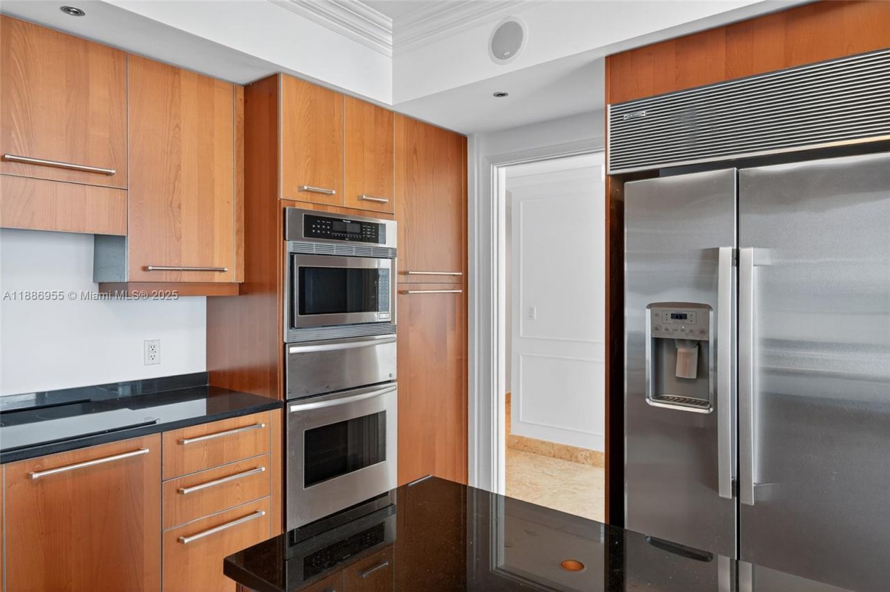 3101 S Ocean Dr, Unit 2403, Hollywood, FL 33019 Photo