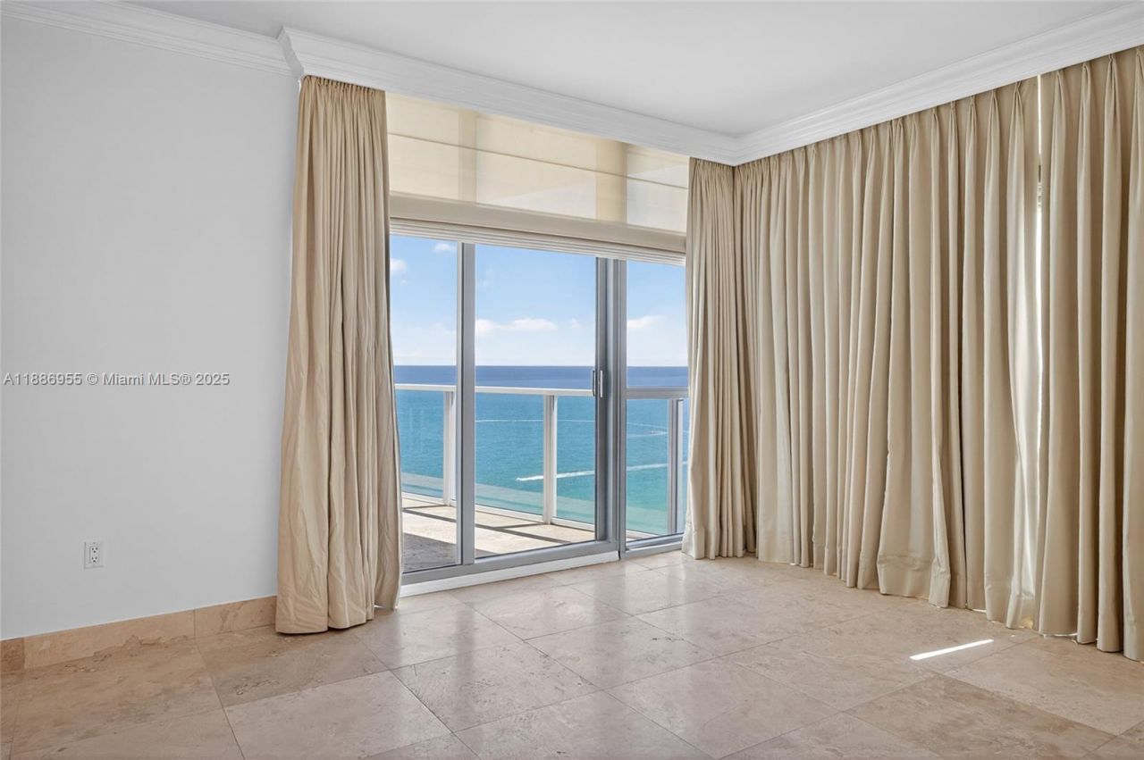 3101 S Ocean Dr, Unit 2403, Hollywood, FL 33019 Photo
