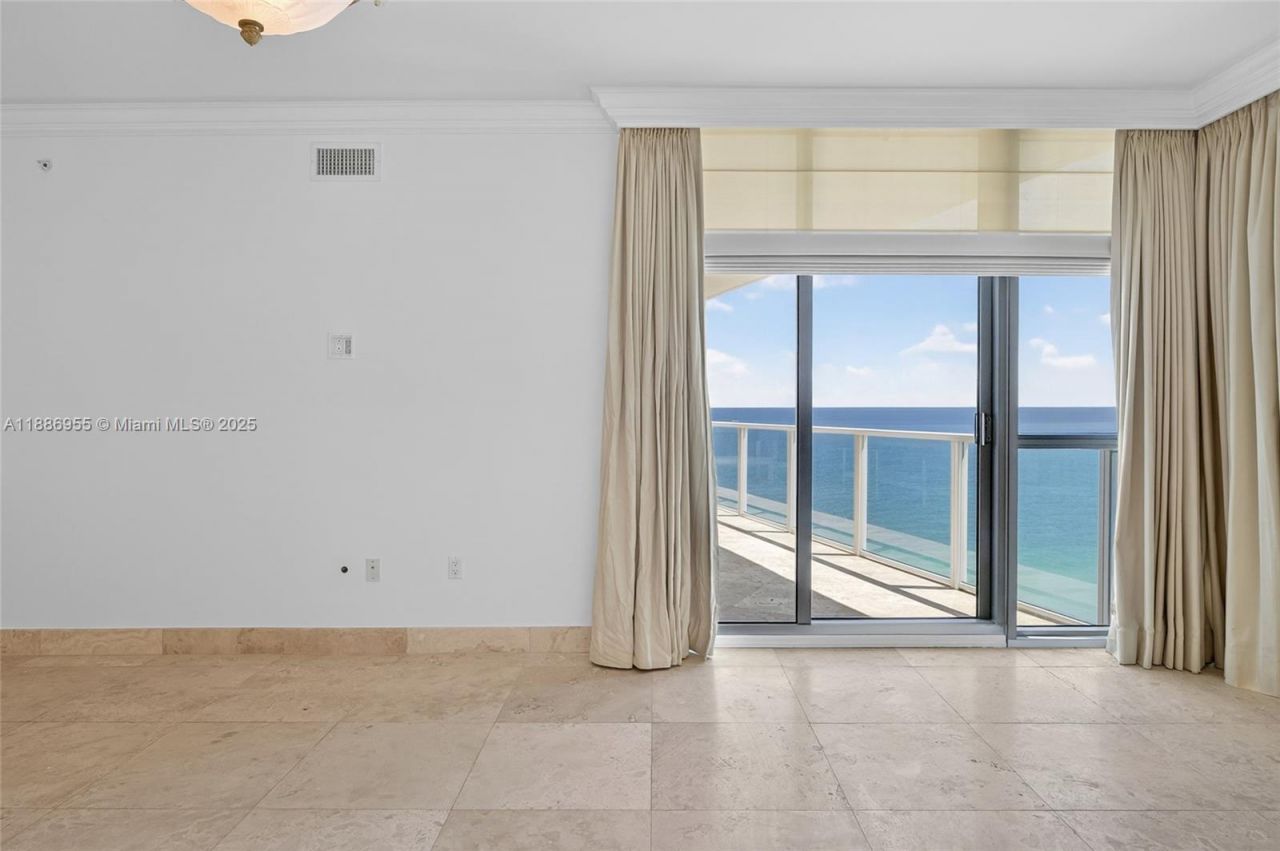 3101 S Ocean Dr, Unit 2403, Hollywood, FL 33019 Photo