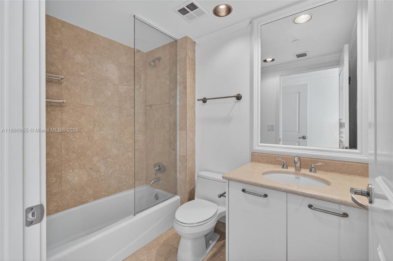 3101 S Ocean Dr, Unit 2403, Hollywood, FL 33019 Photo