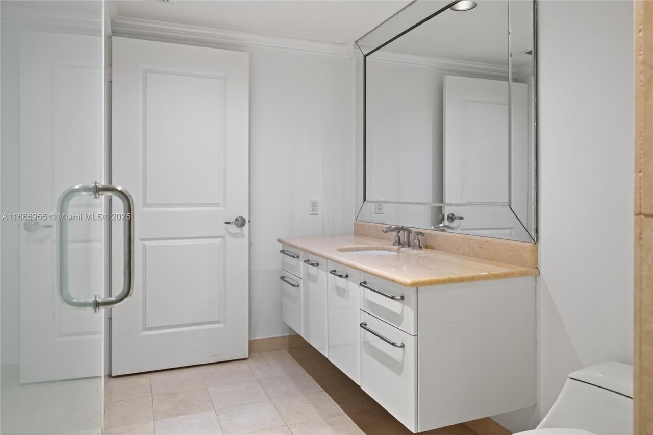 3101 S Ocean Dr, Unit 2403, Hollywood, FL 33019 Photo