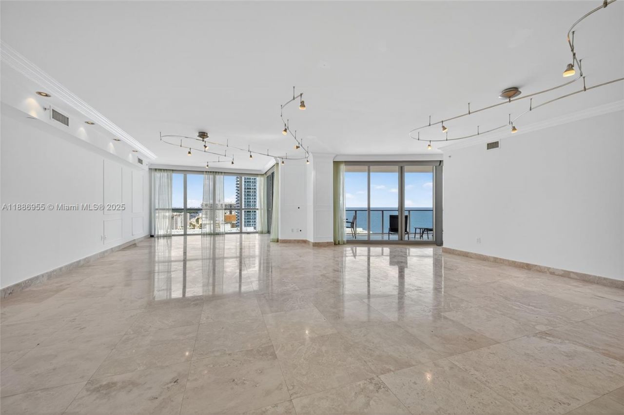 3101 S Ocean Dr, Unit 2403, Hollywood, FL 33019 Photo