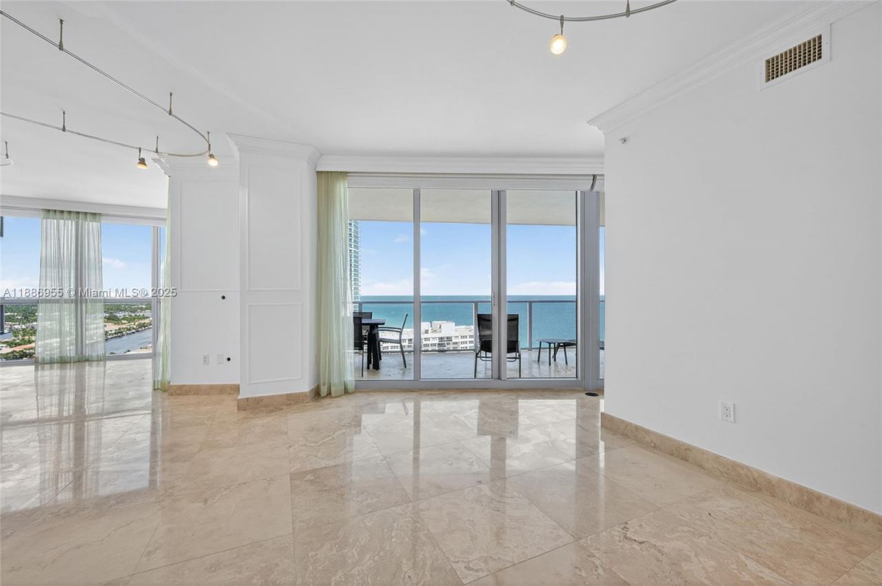 3101 S Ocean Dr, Unit 2403, Hollywood, FL 33019 Photo