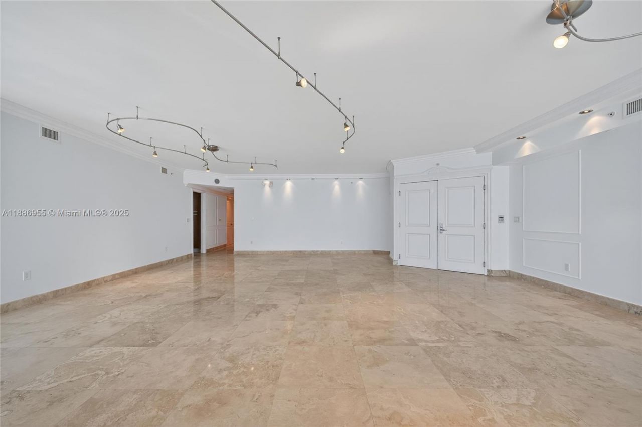 3101 S Ocean Dr, Unit 2403, Hollywood, FL 33019 Photo