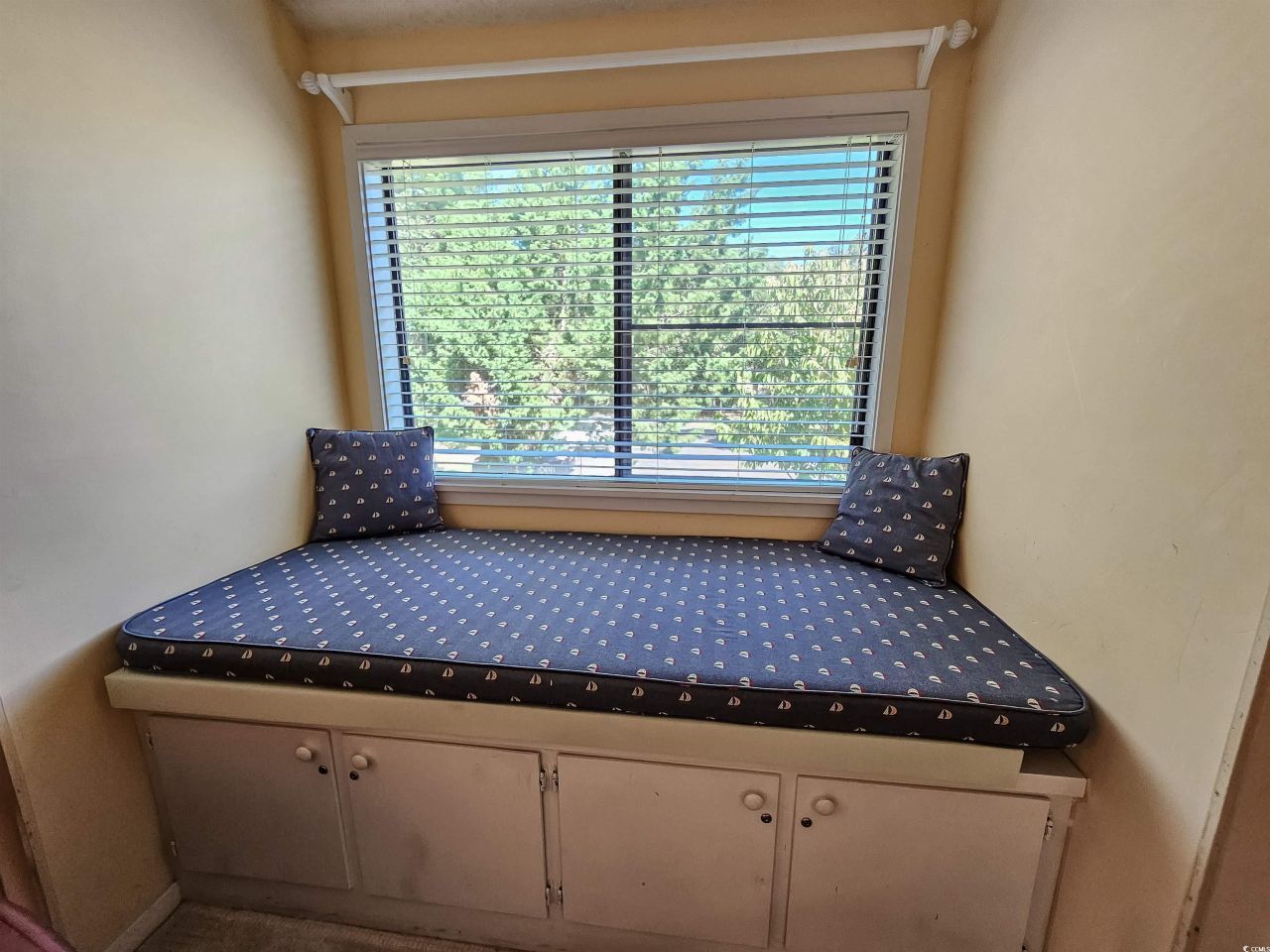 125 Hartland Dr. Photo 31