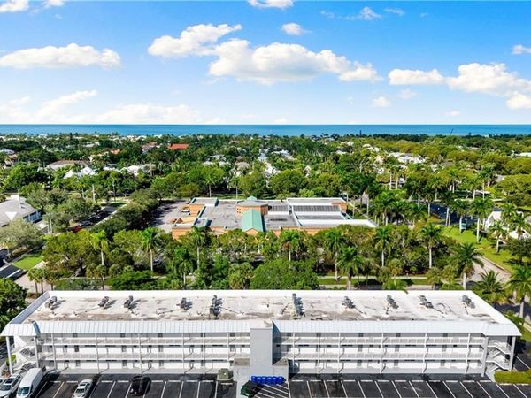 72 7th ST S, Unit 305, NAPLES, FL 34102