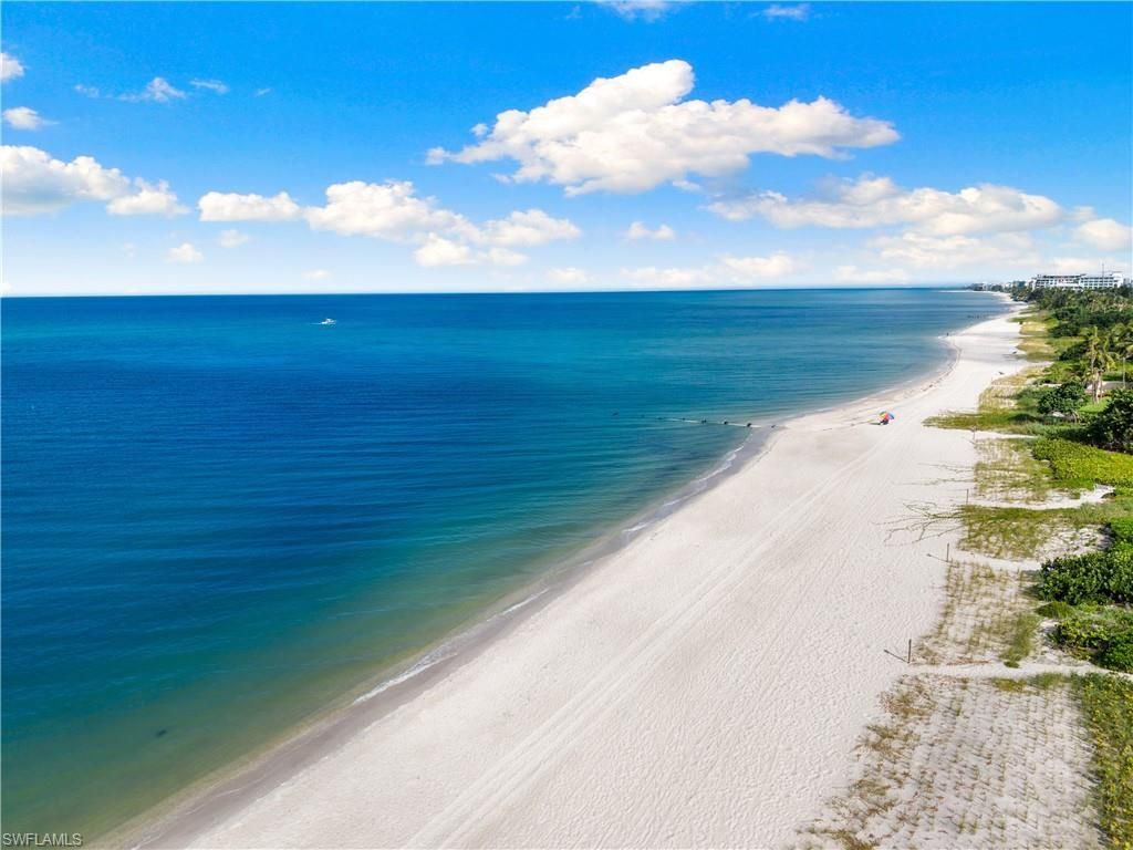 72 7th St S, Unit 305, Naples, FL 34102 Photo