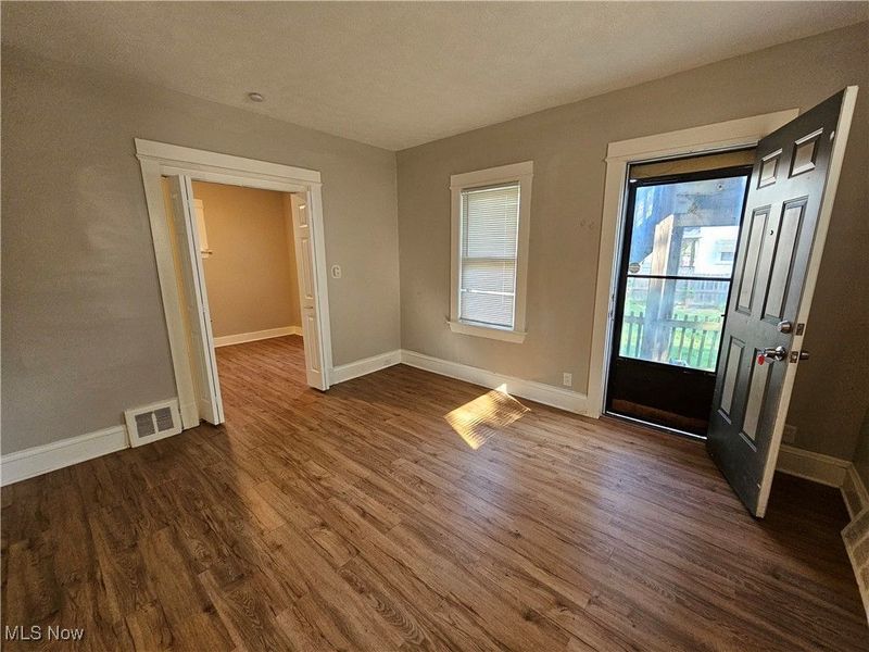 4420 Bush Avenue, Cleveland, OH 44109 Photo 22