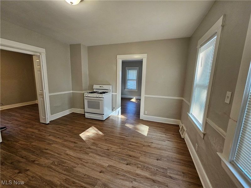 4420 Bush Avenue, Cleveland, OH 44109 Photo 26