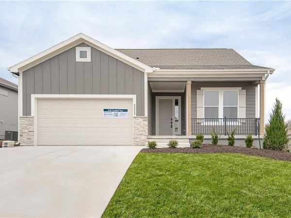 25257 W 142nd Street, Olathe, KS 66061