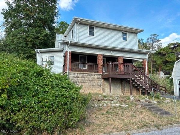 106 S Highland Avenue, Moundsville, WV 26041