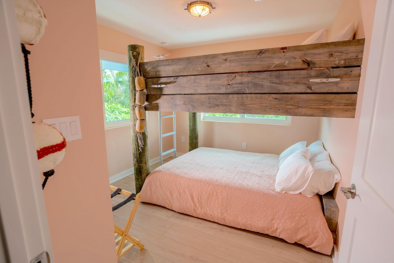 398 70th St Gulf, Marathon, FL 33050 Photo