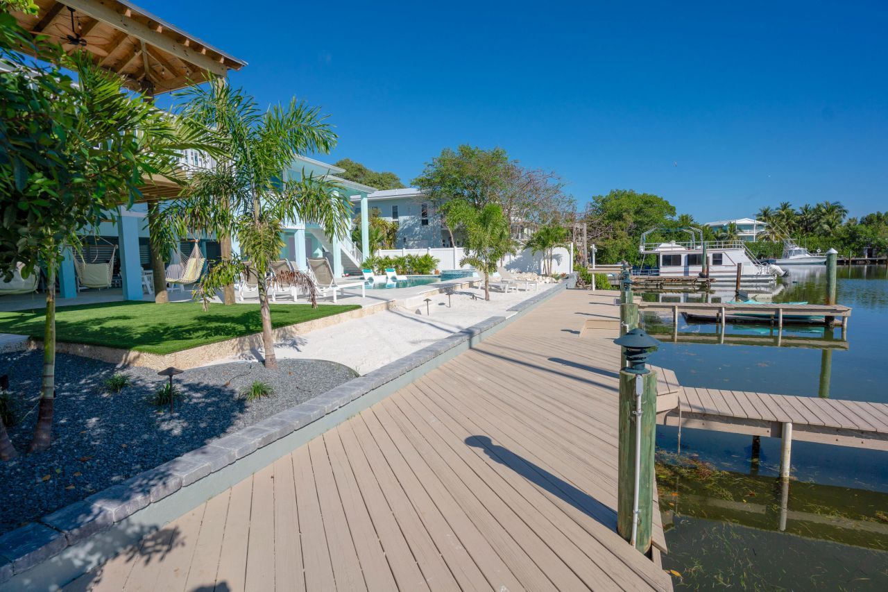 398 70th St Gulf, Marathon, FL 33050 Photo