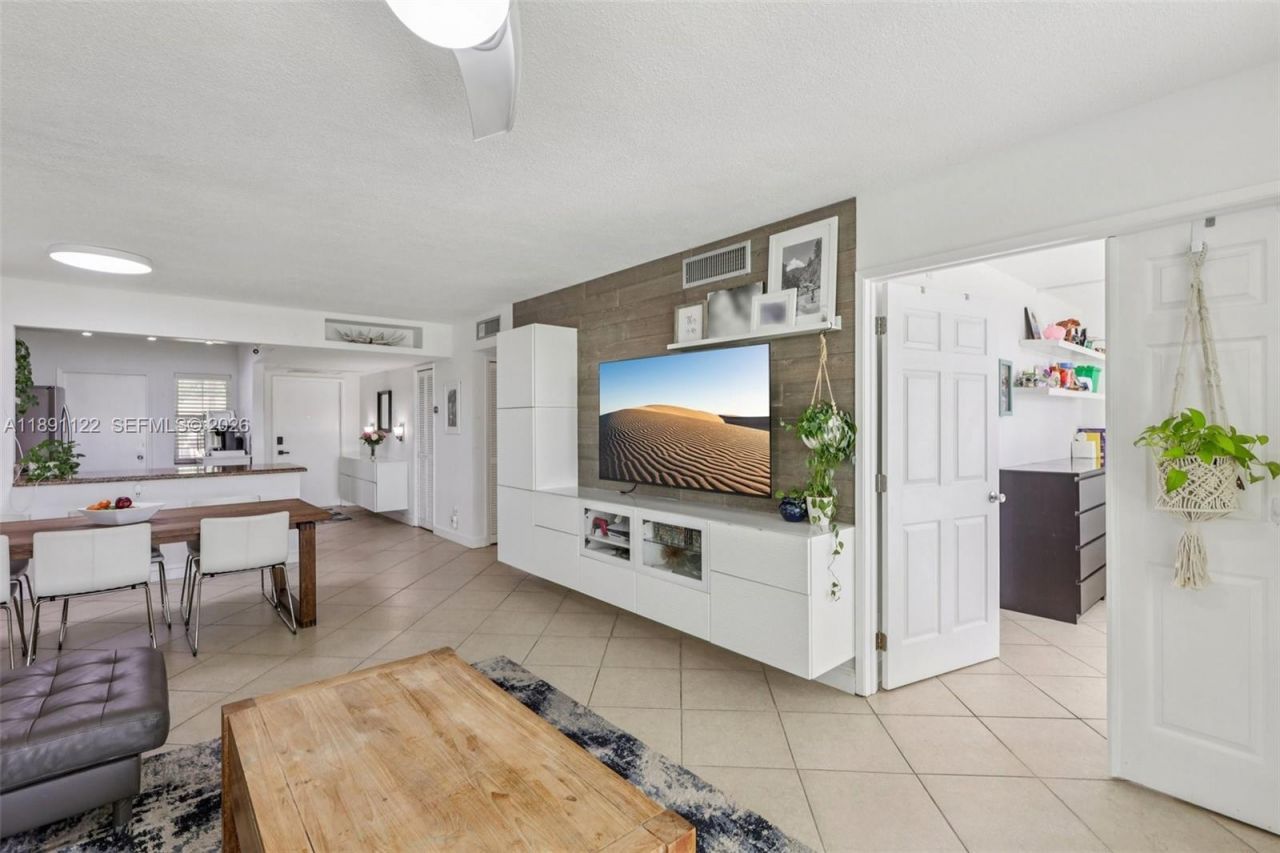 3150 N Course Ln, Unit 108, Pompano Beach, FL 33069 Photo