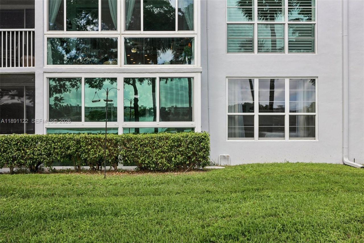 3150 N Course Ln, Unit 108, Pompano Beach, FL 33069 Photo