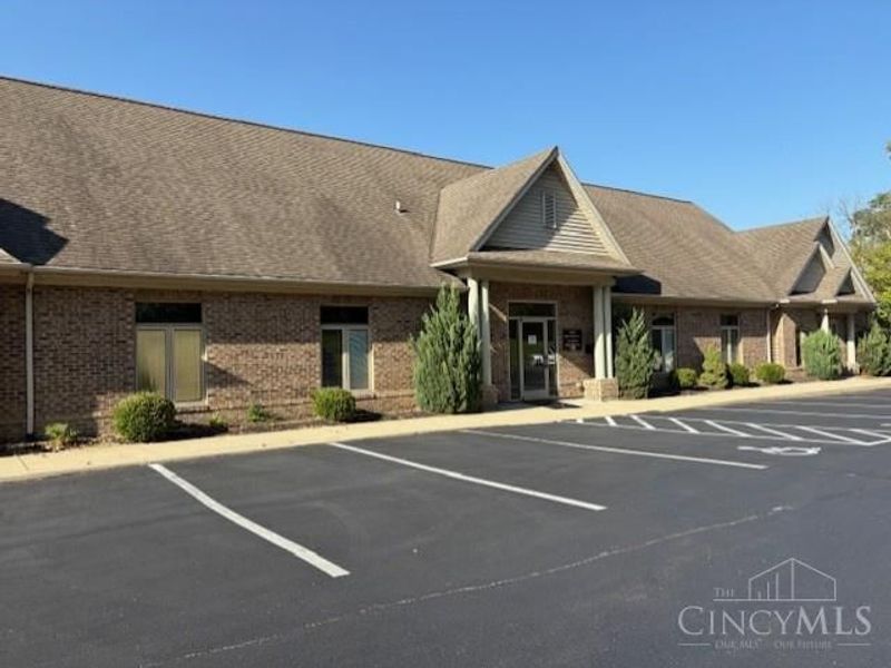1081 N University Blvd, Unit B, Middletown, OH 45042 Photo 1