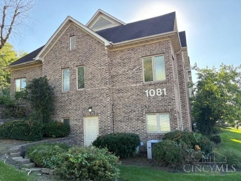 1081 N University Blvd, Unit B, Middletown, OH 45042 Photo 2