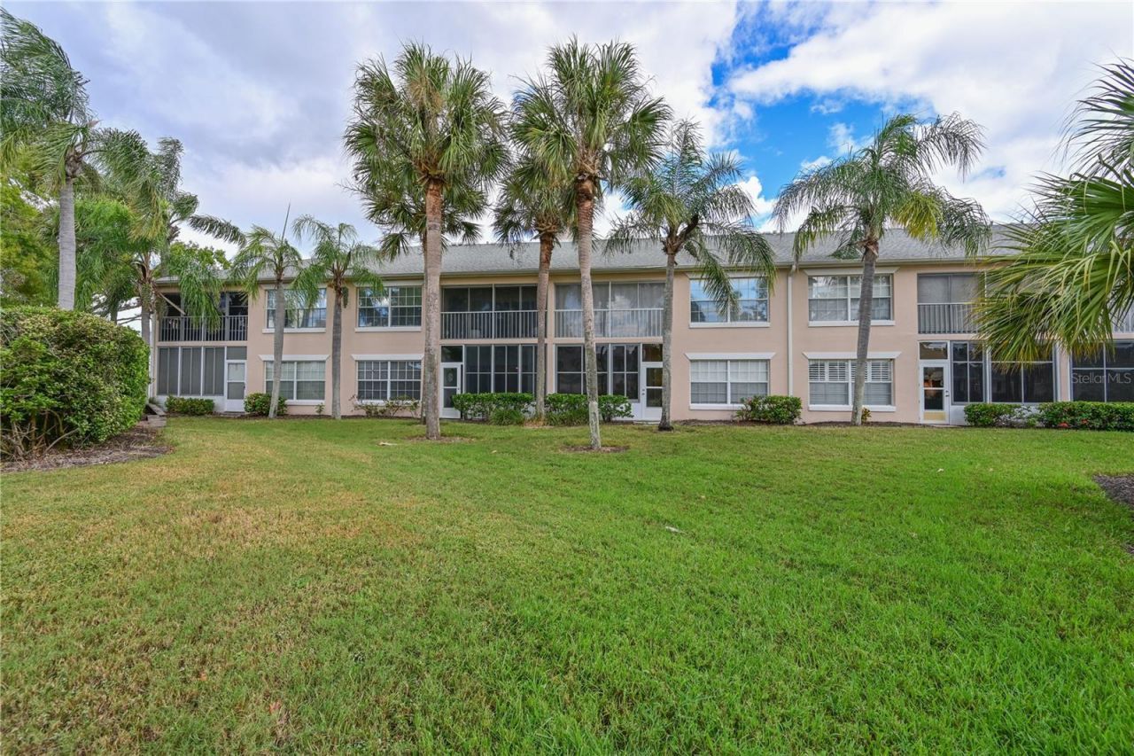 4705 Sand Trap Street Circle E, Unit 105, Bradenton, FL 34203 Photo