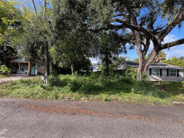 211 W EMILY STREET, TAMPA, FL 33603