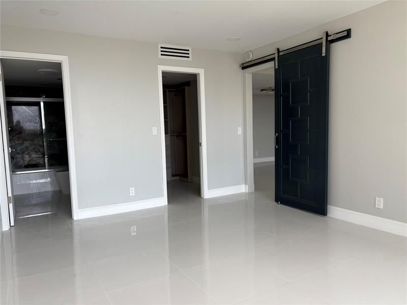 2400 Presidential Way, Unit 505, West Palm Beach, FL 33401 Photo