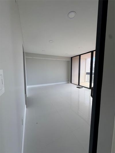 2400 Presidential Way, Unit 505, West Palm Beach, FL 33401 Photo