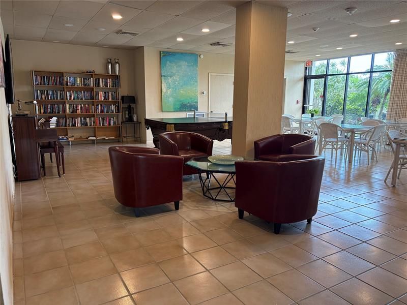 2400 Presidential Way, Unit 505, West Palm Beach, FL 33401 Photo