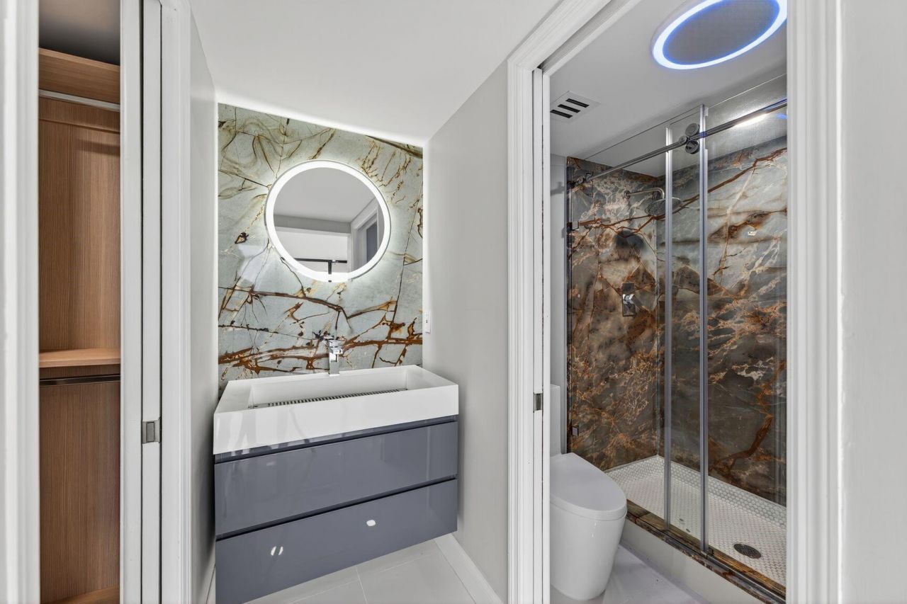 2400 Presidential Way, Unit 505, West Palm Beach, FL 33401 Photo