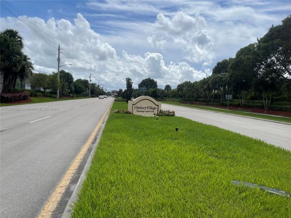 800 SW 142nd Ave, Unit 104N, Pembroke Pines, FL 33027