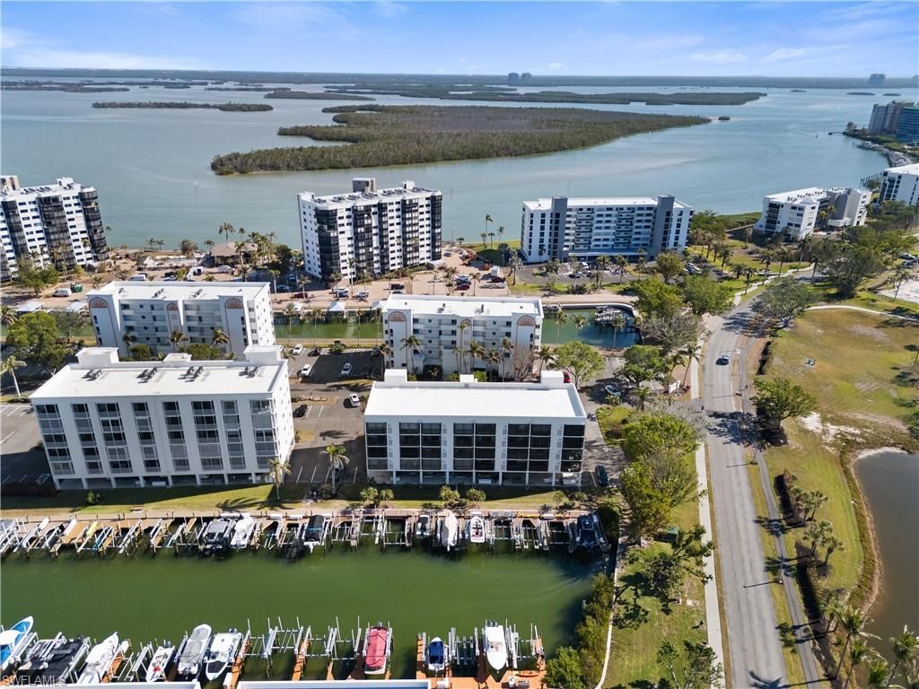 4371 Bay Beach Ln, Unit 411, Fort Myers Beach, FL 33931 Photo