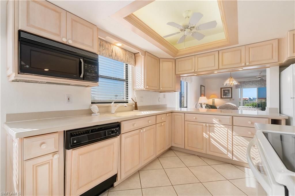 4371 Bay Beach Ln, Unit 411, Fort Myers Beach, FL 33931 Photo