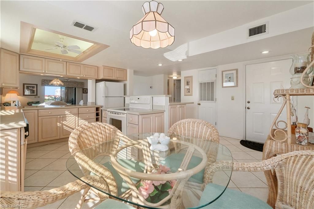 4371 Bay Beach Ln, Unit 411, Fort Myers Beach, FL 33931 Photo