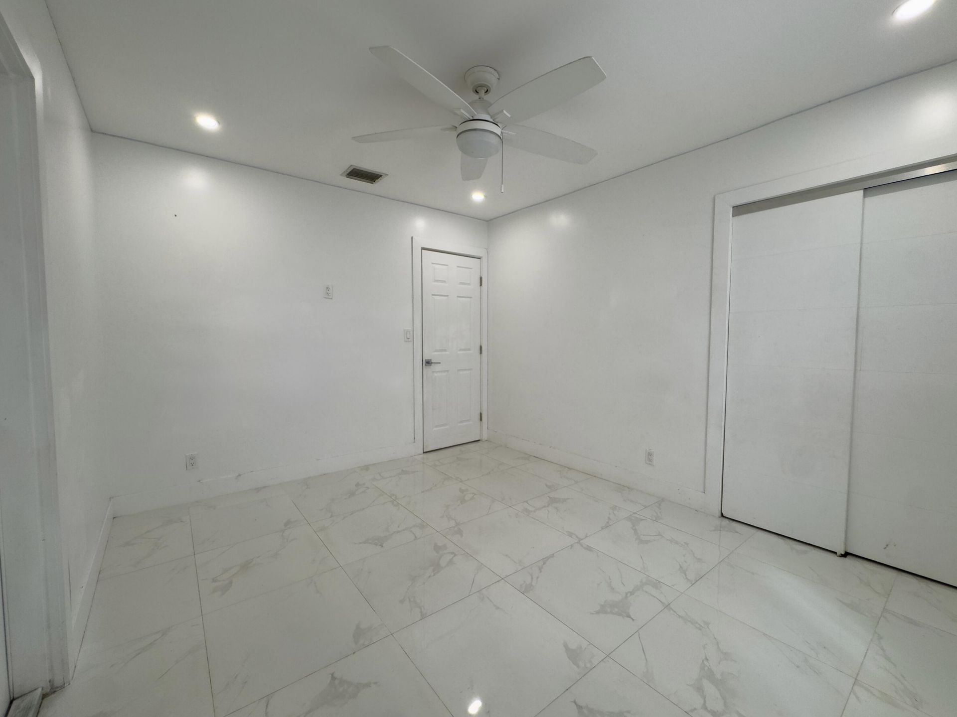 1602 N 23 Avenue, Hollywood, FL 33020 Photo