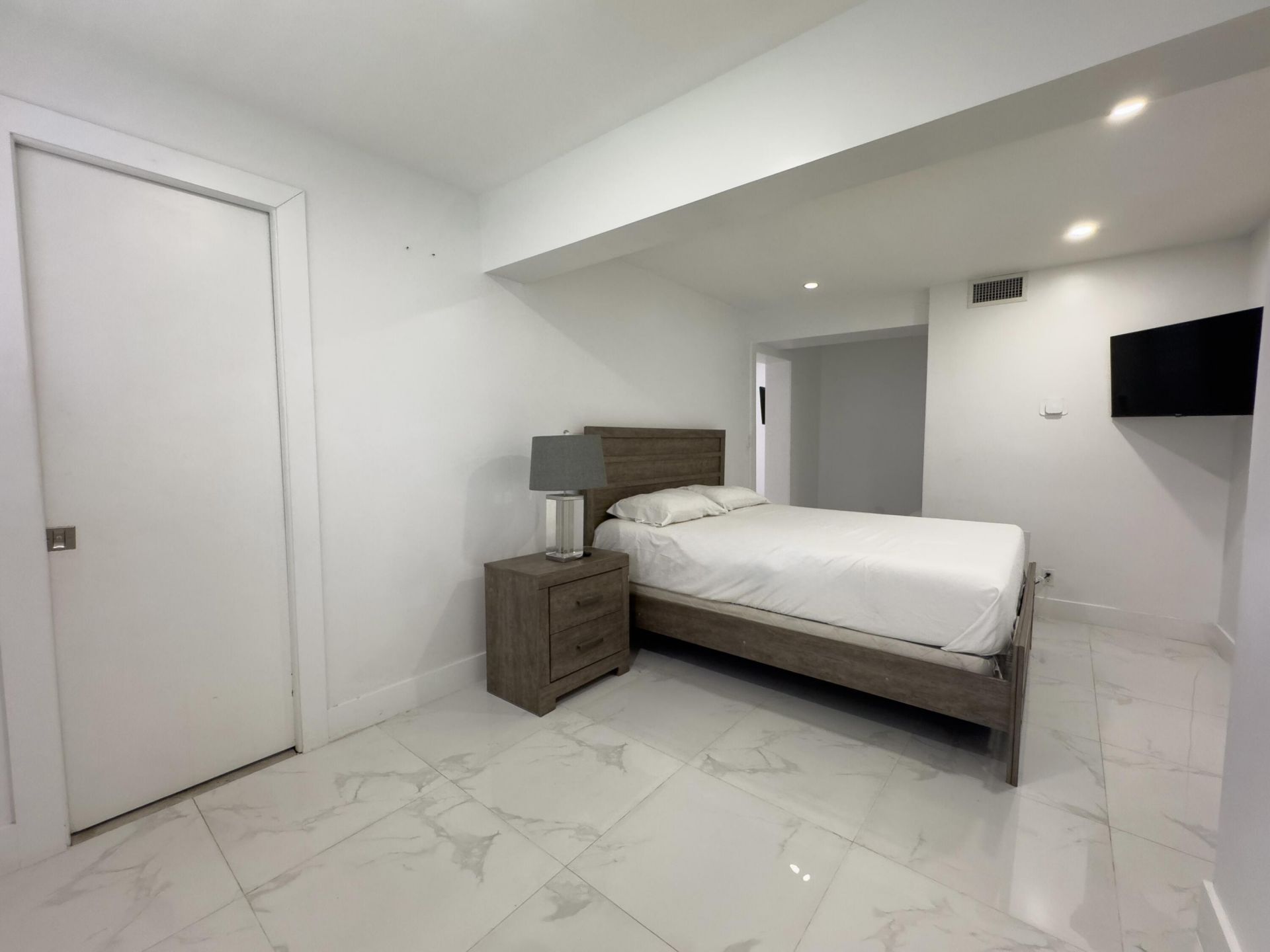 1602 N 23 Avenue, Hollywood, FL 33020 Photo